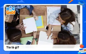 Tia là gì? Khái niệm cơ bản và tính chất trong hình học